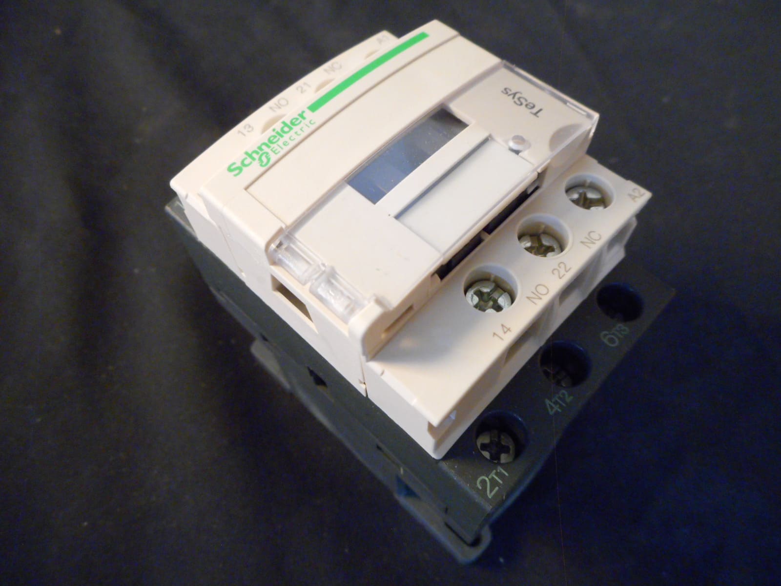 LC1D09G7 Contactor from Worldscape supply 